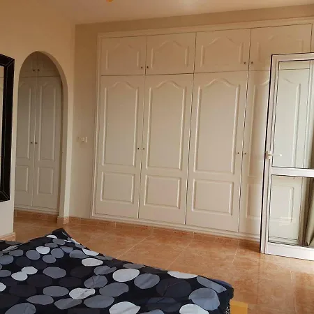Roque Del Conde With Fantastic Sea View, Terrace, Pool, Wifi, Sat-tv, Garage Dom wakacyjny Costa Adeje (Tenerife)